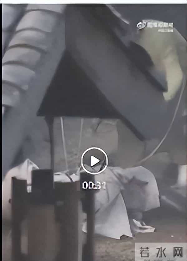 男演员突发意外：剧组拍戏期间高空坠落，后脑勺触地……