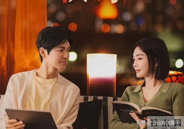 收手吧钟汉良,眼窝塌陷、脸肿不平,谁要看50岁中老年谈恋爱?