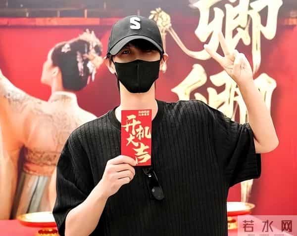 《掌上卿卿》何健麟梨小娜已是顶流搭档，破80万预约，未播先火