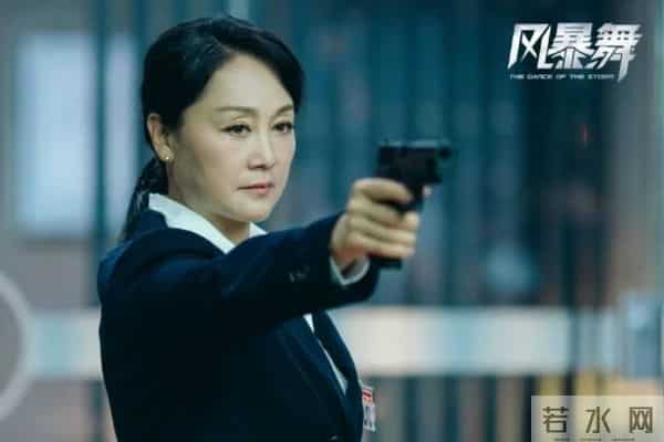 为啥这两部4星剧口碑差一截《橙红年代》上头《风暴舞》白瞎题材