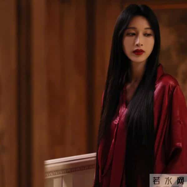 41岁靠《枭起青壤》翻红,都说她演技炸裂,我却觉得她演得太敷衍