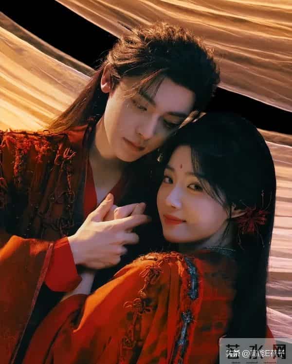 长剧自救，从“偷师”短剧开始？