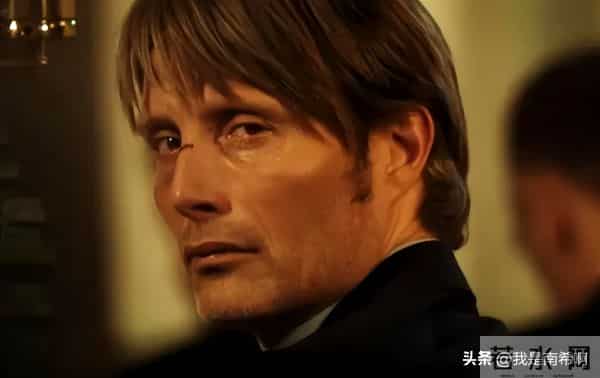 这电影太黑暗了,看一遍再也不看了!