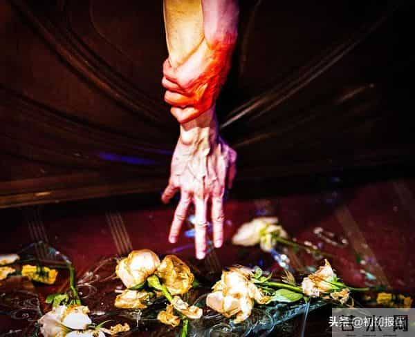 解析《狂野时代》故事隐喻：王晶导演一语中的！电影真死了？