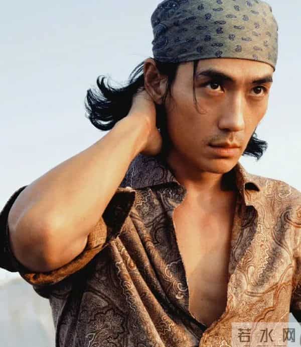 《狂野时代》票房风波升级!低成本包场严重注水,网友呼吁严查