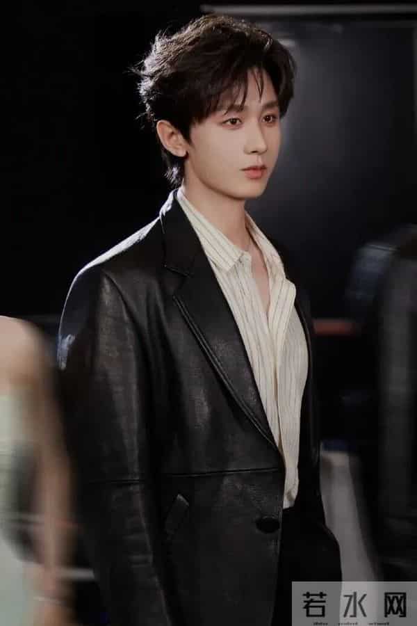 知名男演员拍戏时突发意外