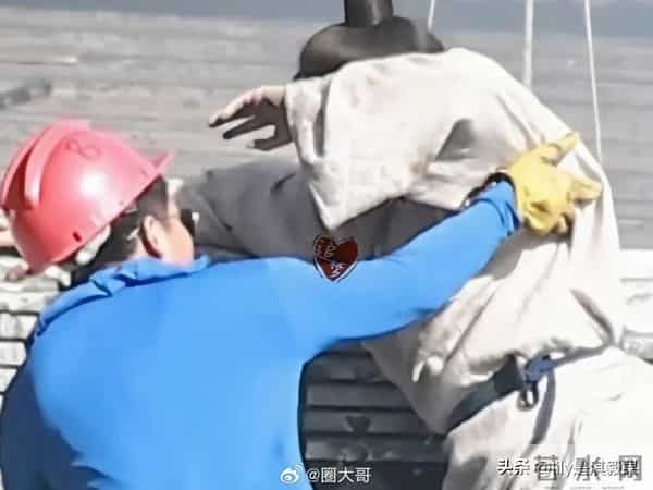 成毅《两京十五日》频频受伤,这剧组是有什么受伤kpi要完成吗?