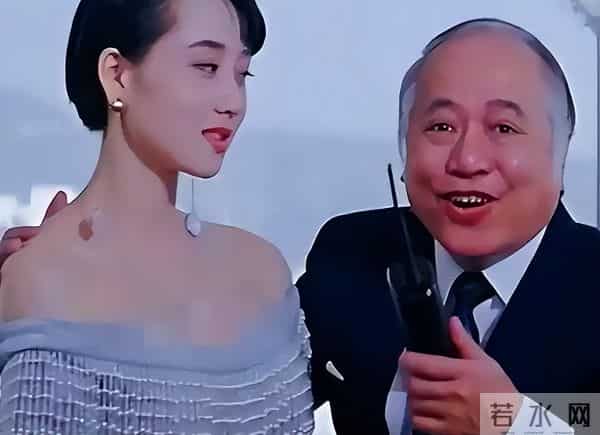 香港最富有的导演，赚了钱就买楼，和古龙是知己，娶南红恩爱一生