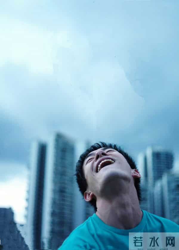 当25岁的易烊千玺捧起金鸡影帝的奖杯时——属于他的电影时代来了