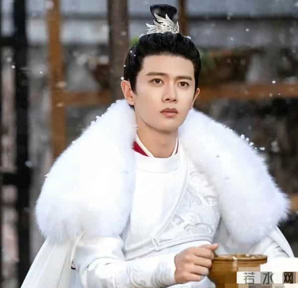 高曙光凭《凤凰台上》太傅出圈,观众喊着寄刀片,他却越演越欣慰