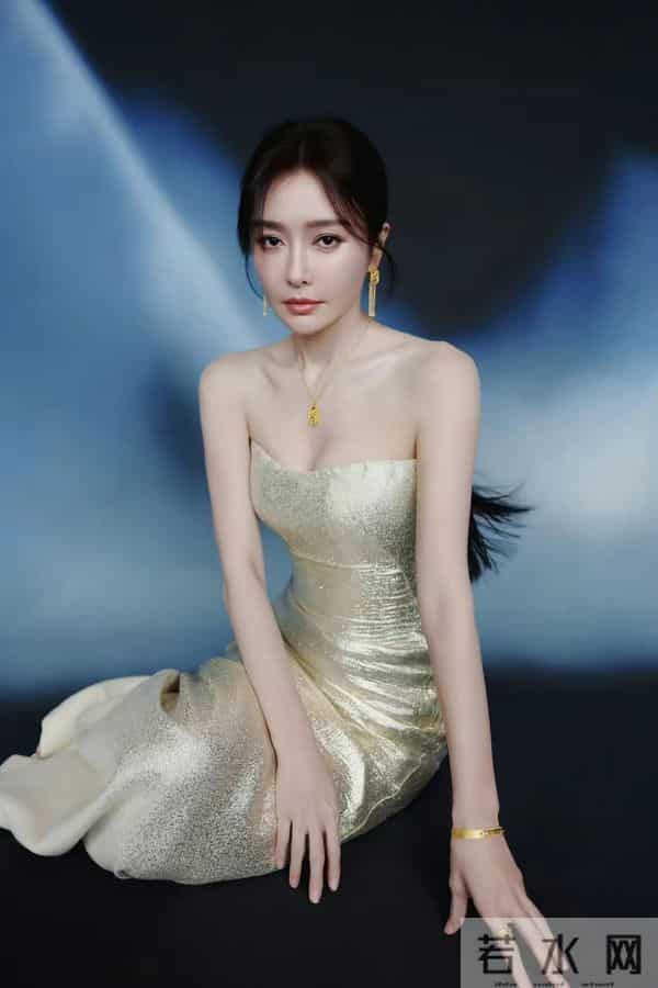 秦岚吐槽“豪门婆婆甩50万逼分手”剧情