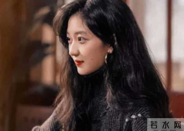 才播四集，全网曝光一个亿！陈晓给内娱上了一课，女主成唯一败笔