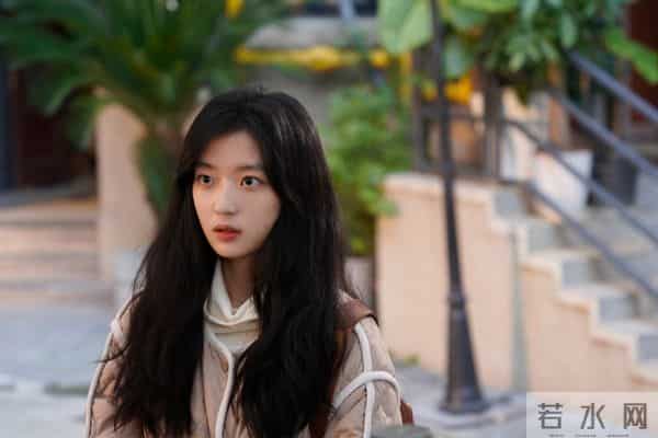 央视力推也没用?《大生意人》开播便差评不断,这位戏混子没救了