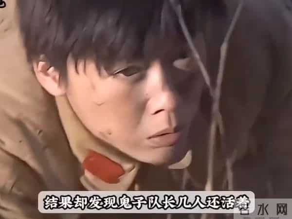 女战士的英勇事迹:成功炸毁敌人的炮兵阵地!