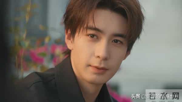 林伶身世曝光！原来，聂九罗抛弃青梅竹马刑深，恋上炎拓的真相