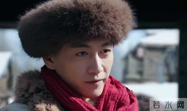 陈晓新剧爆火,这俩年轻演员却让全场尴尬?