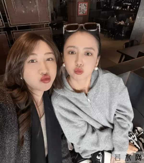 佟丽娅《流浪地球3》杀青！好友探班，吊威亚10小时磨出血痕太拼