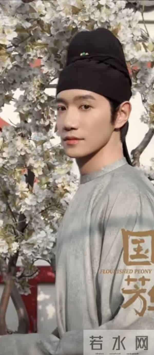 40度的天拍了4个多小时的床戏被一剪没,短剧男演员激情控诉