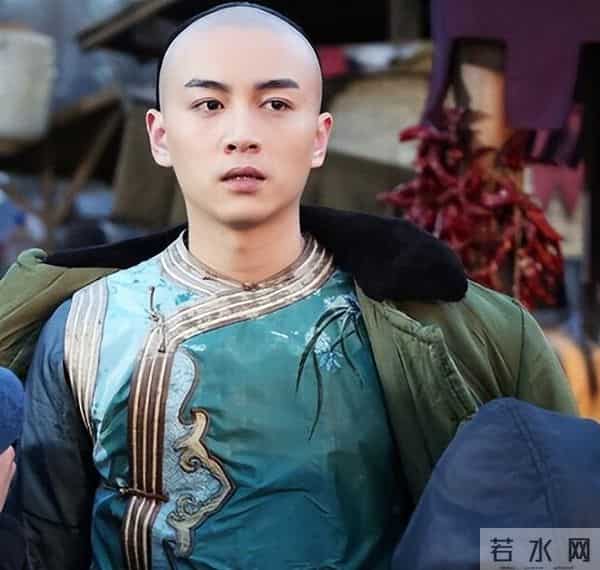 陈晓新剧爆火,这俩年轻演员却让全场尴尬?