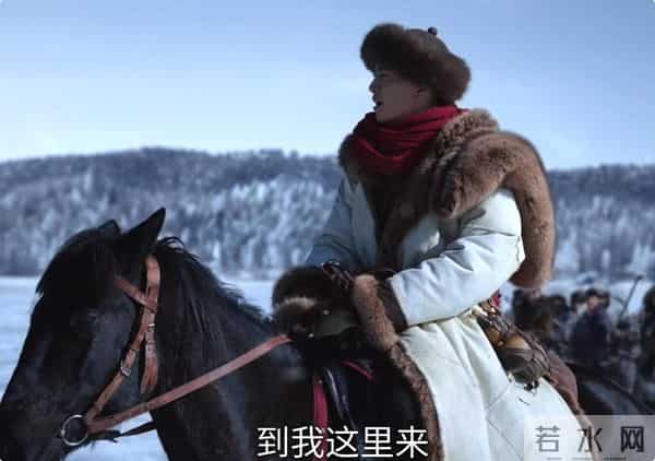 出场就惊艳观众!李纯凭《大生意人》出圈,37岁状态如少女