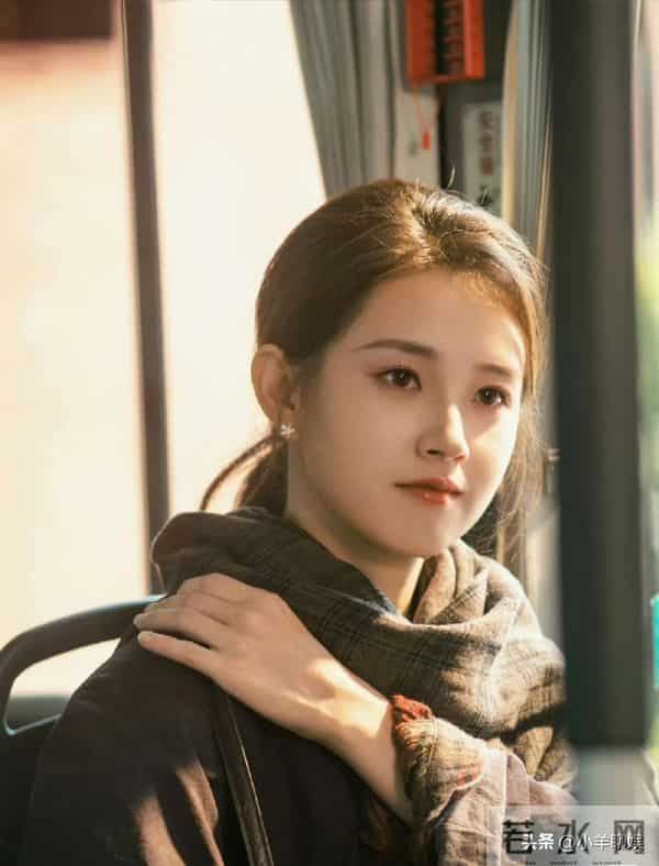 短剧顶流冲长剧：郭宇欣马秋元余茵谁是潜力股？网友评价一针见血