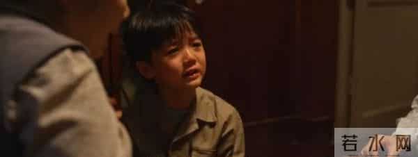 小巷人家:看栋哲被踢凳子后才知赶美为何不照顾偏心自己的庄阿婆