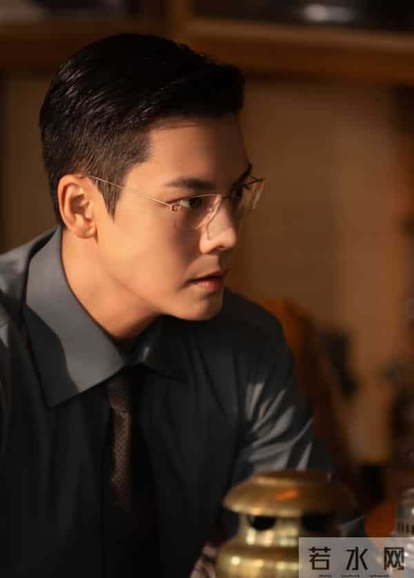 为啥这两部4星剧口碑差一截《橙红年代》上头《风暴舞》白瞎题材