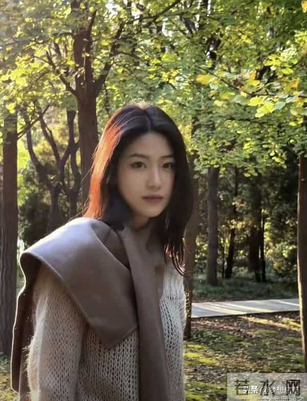 18岁年龄差演情侣，向涵之凭《大生意人》杀疯，徐静蕾没看错人！