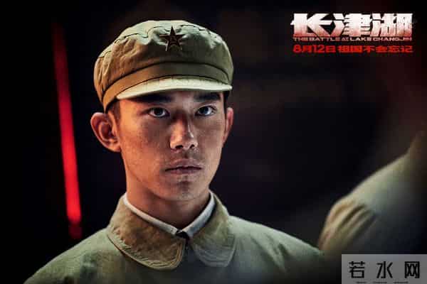 当25岁的易烊千玺捧起金鸡影帝的奖杯时——属于他的电影时代来了