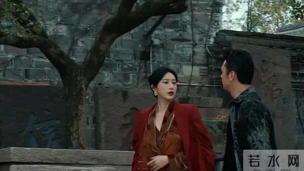 炎拓遭邢深设计暴露，被林喜柔扔进矿洞险些丧命