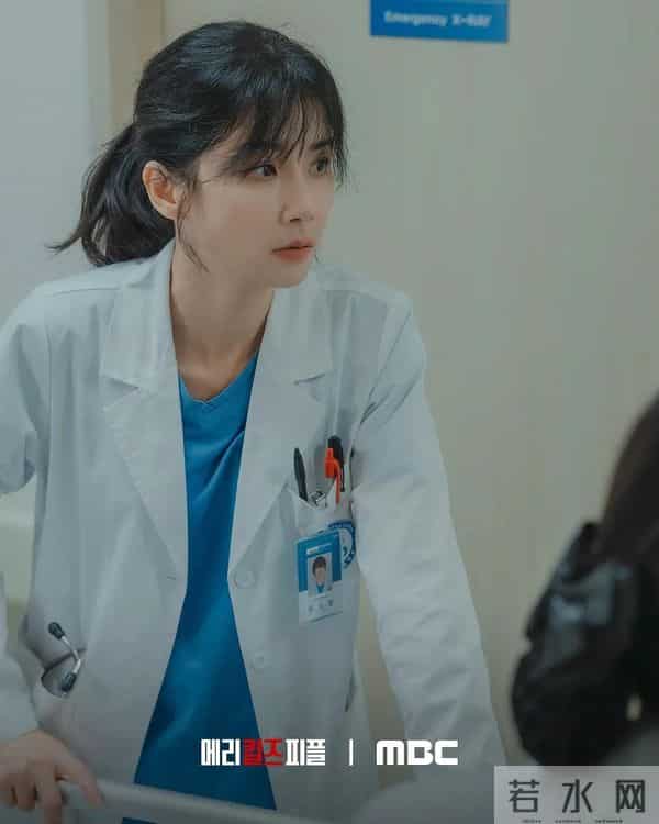 2025 韩剧杀疯了!全程高能无尿点,每帧都藏着不敢细想的暗面!