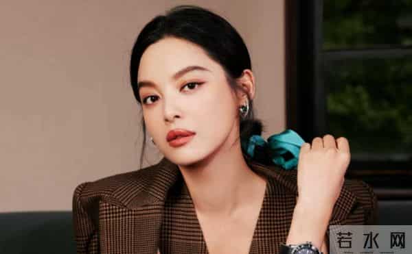 《日掛中天》威尼斯摘奖,辛芷蕾封神背后,复古剧情引发热议不断