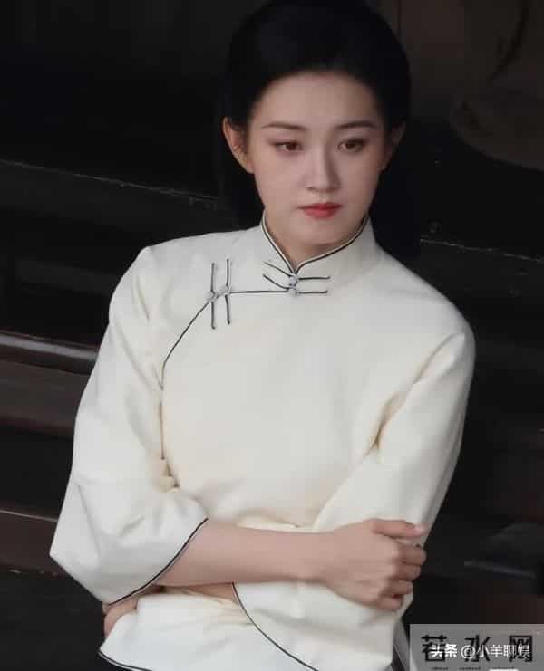 短剧顶流冲长剧：郭宇欣马秋元余茵谁是潜力股？网友评价一针见血