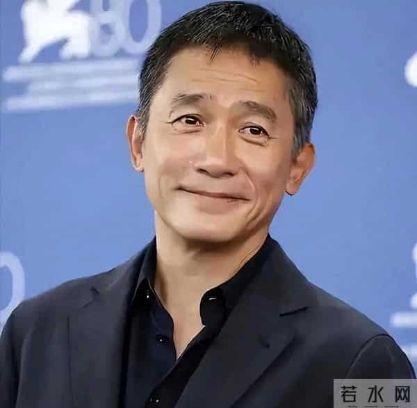 中国出演电影最多的十位演员,刘德华174部仅排第二,榜首206部