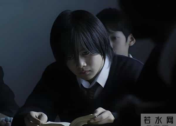 她为女复仇,往学生牛奶里注射艾滋病毒!一场没有赢家的暗黑悲剧