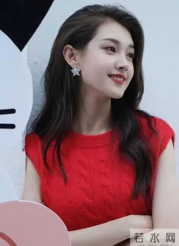 郭宇欣与饶雪漫合作在即，短剧行业人才争夺战加剧