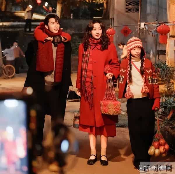 前作口碑爆棚!《家里家外2》明日开播,能否打破黑马续作成新爆款