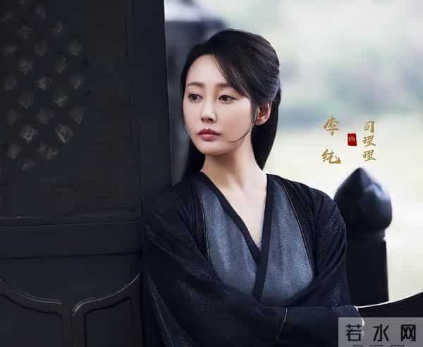 原来他们是夫妻，女追男结婚才2月，演完《大生意人》终于红了