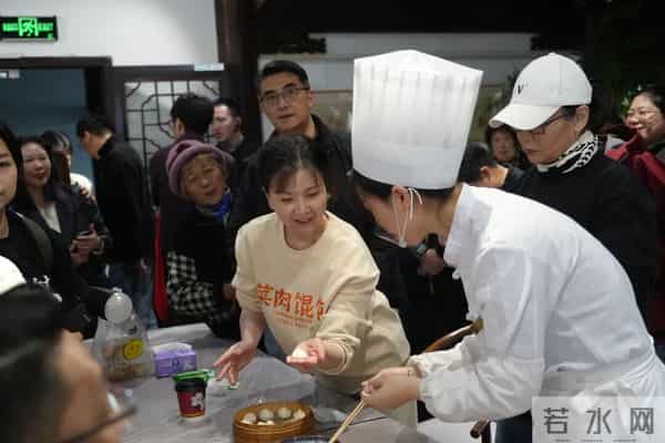 周野芒、潘虹、茅善玉、高博文都来了!当《菜肉馄饨》遇上南翔小笼......