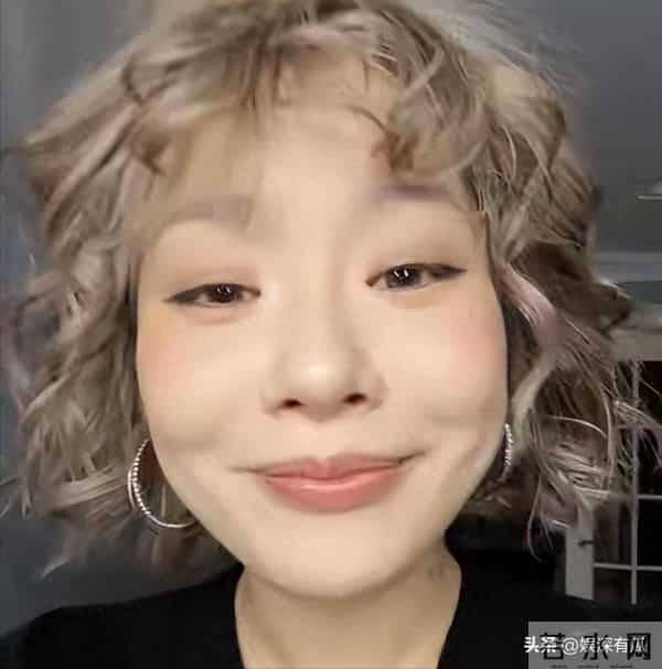 戏里又土又丑，戏外是气质美女，33岁王菊展现出什么叫换装如换人