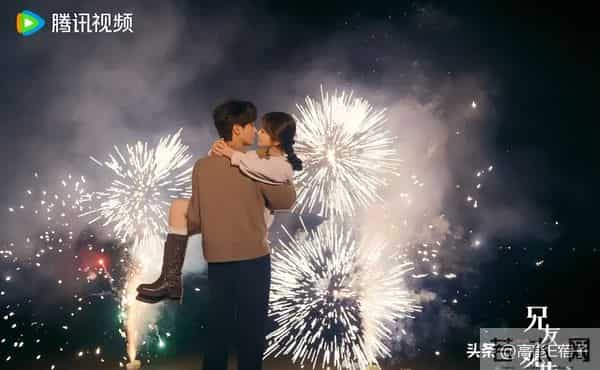 长剧自救，从“偷师”短剧开始？