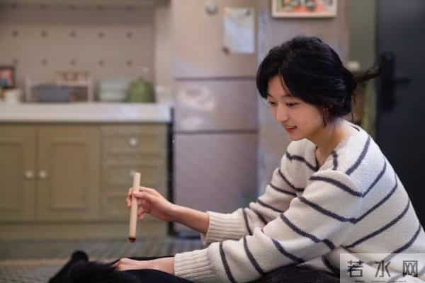 央视力推也没用?《大生意人》开播便差评不断,这位戏混子没救了