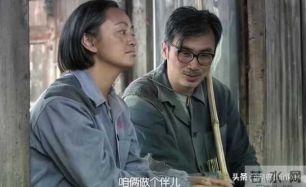 《风筝》播出八年仍争议不休：六哥一句话，揭开了信仰的残酷真相