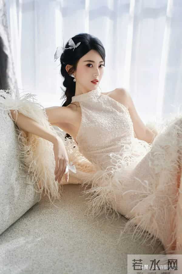 短剧女神人气排名大洗牌!郭宇欣第四,王小亿第二,她稳居榜首!