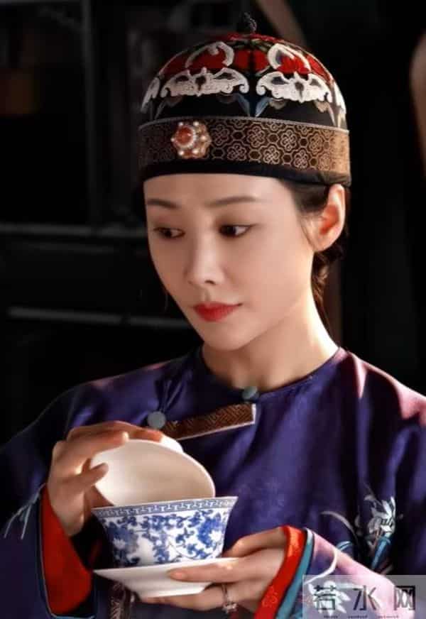 矫揉做作、扮嫩撒娇，央视《大生意人》最大败笔，就是这位戏混子