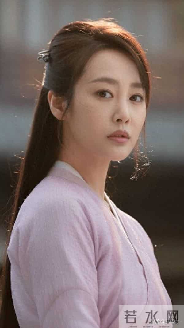 原来他俩已经是夫妻,才刚结婚两个月,她就演《大生意人》再翻红