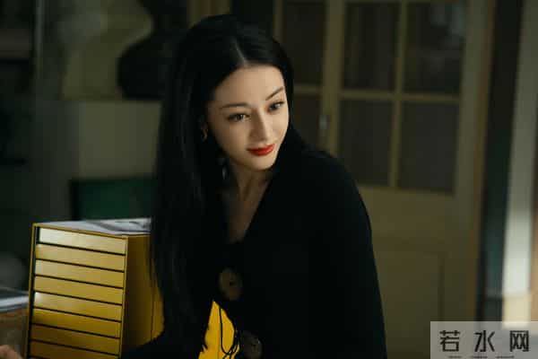 《枭起青壤》播出,却暴露迪丽热巴“最大的困境”,该向杨紫看齐