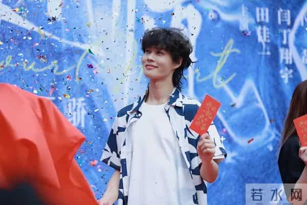 不在内娱卷,横竖赚千万