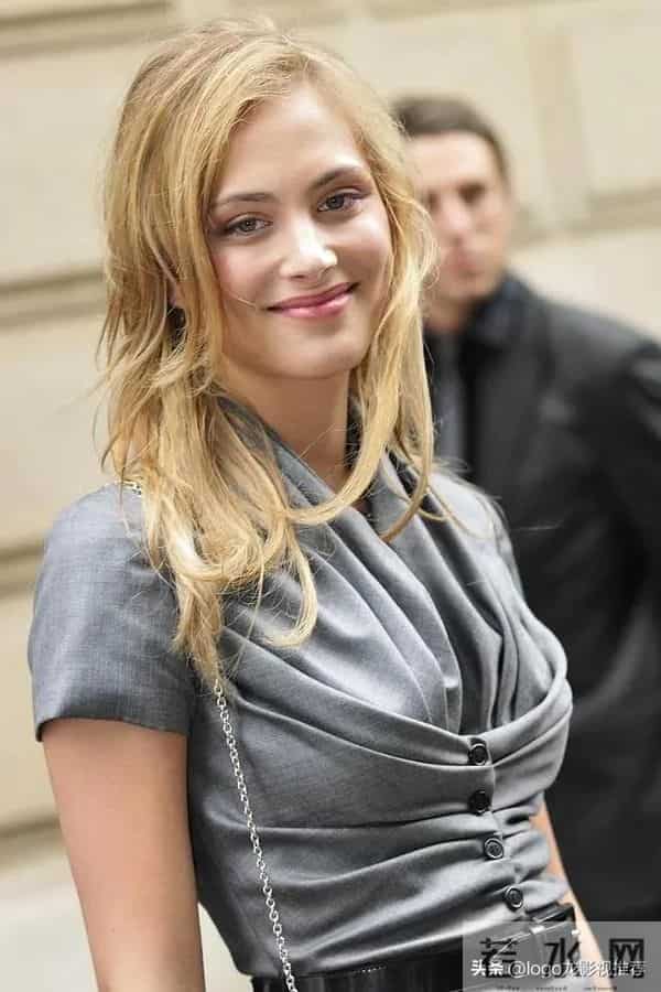 巴黎清新女星:诺拉·阿娜泽德尔(彩蛋)