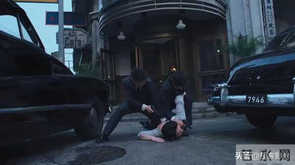 《沉默的荣耀》破圈密码:七旬导演用“家庭温情”重构谍战剧